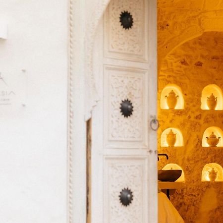 Alesia Luxury Cave Bed & Breakfast Ostuni Exterior photo