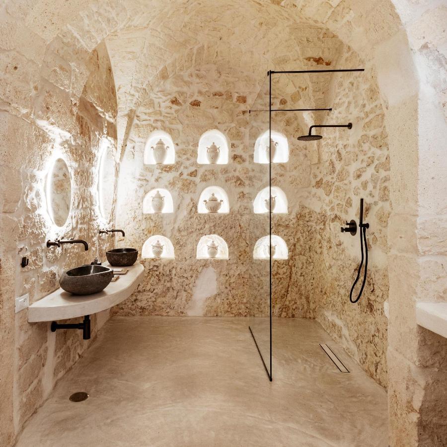 Alesia Luxury Cave Bed & Breakfast Ostuni Exterior photo