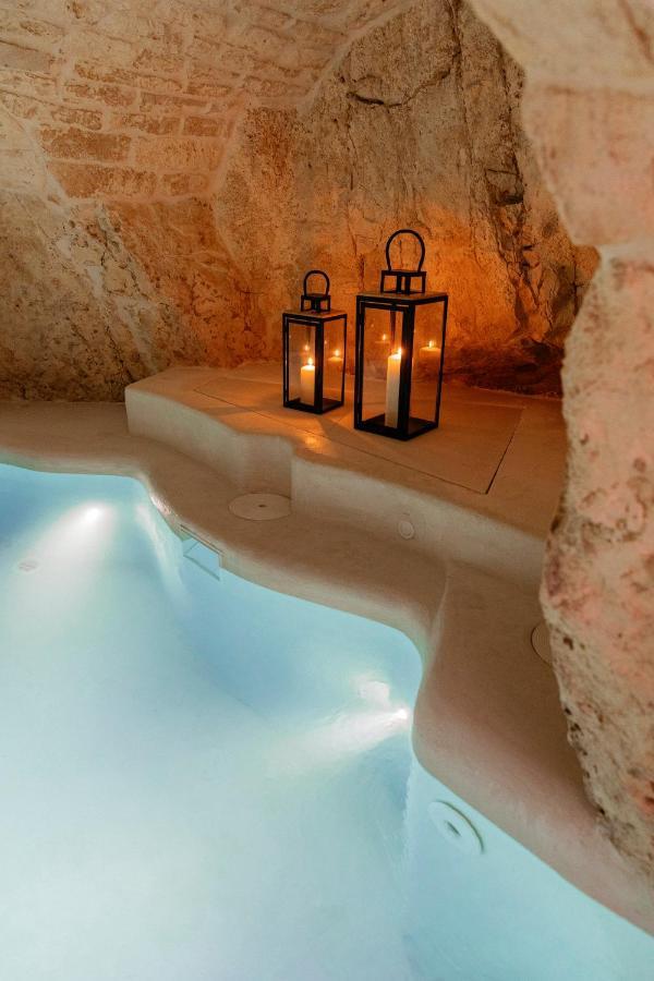 Alesia Luxury Cave Bed & Breakfast Ostuni Exterior photo