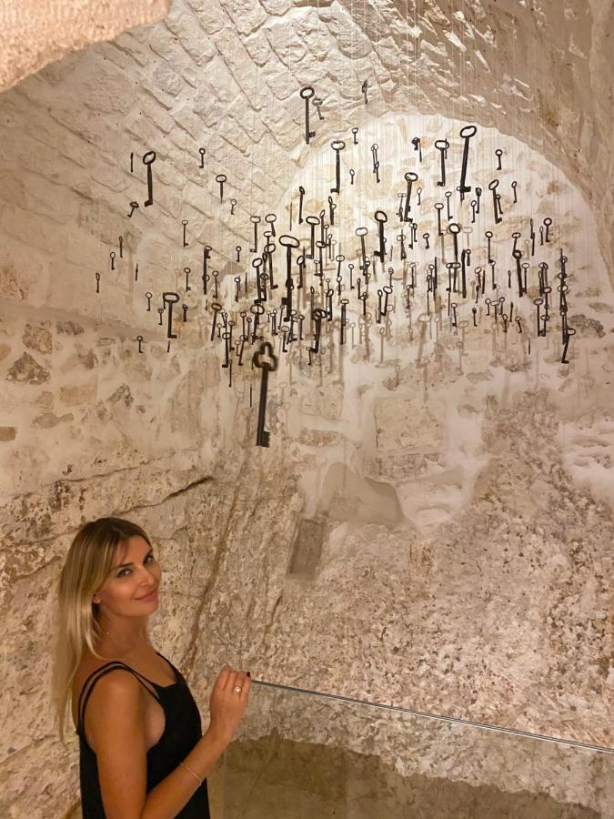 Alesia Luxury Cave Bed & Breakfast Ostuni Exterior photo
