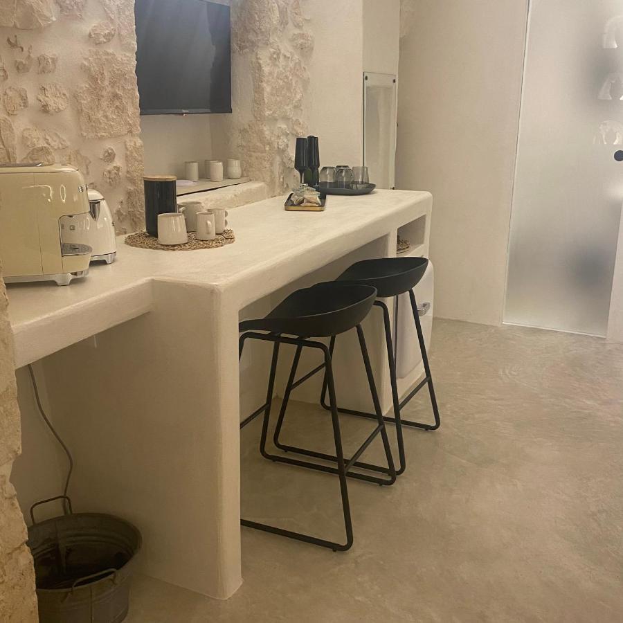 Alesia Luxury Cave Bed & Breakfast Ostuni Exterior photo