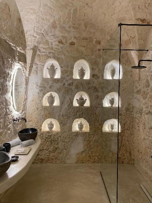 Alesia Luxury Cave Bed & Breakfast Ostuni Exterior photo