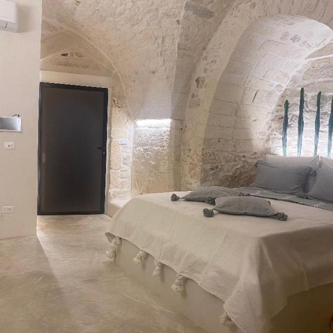 Alesia Luxury Cave Bed & Breakfast Ostuni Exterior photo